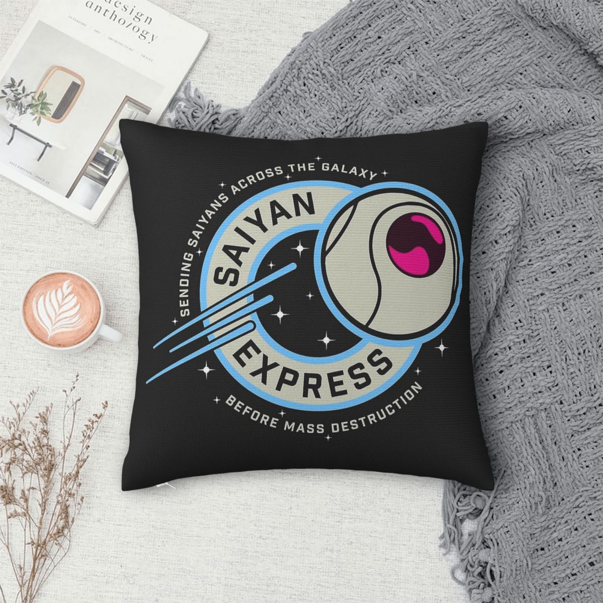 Saiyan Express Badge Kussenslo - Home Decor Express recensie en prijs